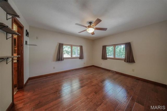 283 Broken Post Drive, Richland, MO 65556