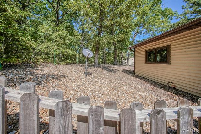 283 Broken Post Drive, Richland, MO 65556