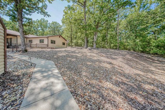 283 Broken Post Drive, Richland, MO 65556