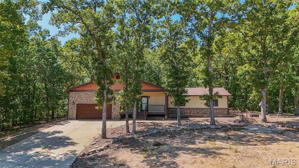 283 Broken Post Drive, Richland, MO 65556