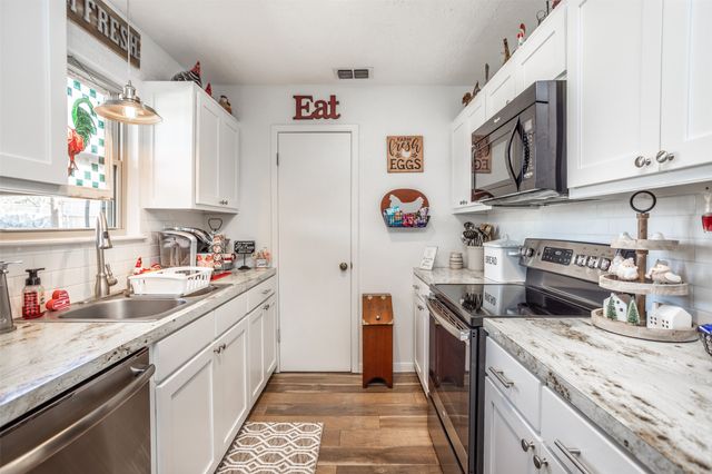 859 Fm 902, Gainesville, TX 76240