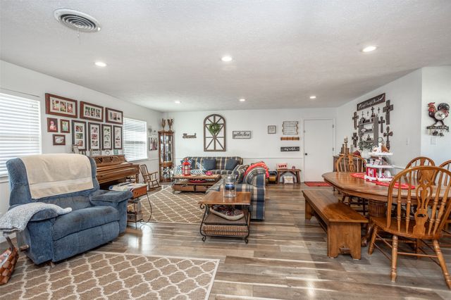 859 Fm 902, Gainesville, TX 76240