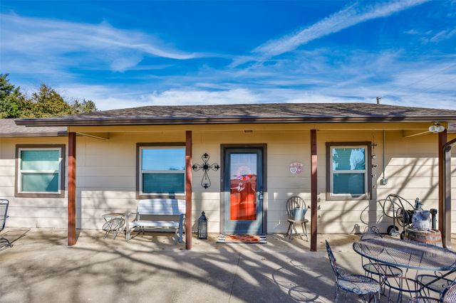 859 Fm 902, Gainesville, TX 76240