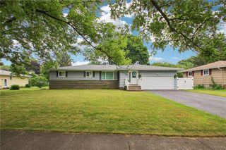 4 Drexel Drive, Gates, NY 14606