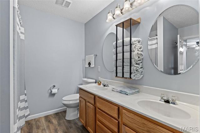 411 Carrollton Drive, Wentzville, MO 63385