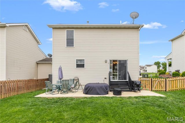 411 Carrollton Drive, Wentzville, MO 63385