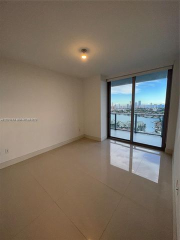 16385 Biscayne Blvd 3019, North Miami Beach, FL 33160