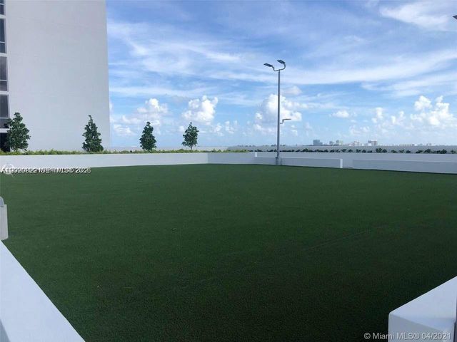 16385 Biscayne Blvd 3019, North Miami Beach, FL 33160