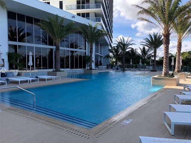 16385 Biscayne Blvd 3019, North Miami Beach, FL 33160