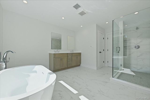 72 Cypress Lane, Westbury, NY 11590