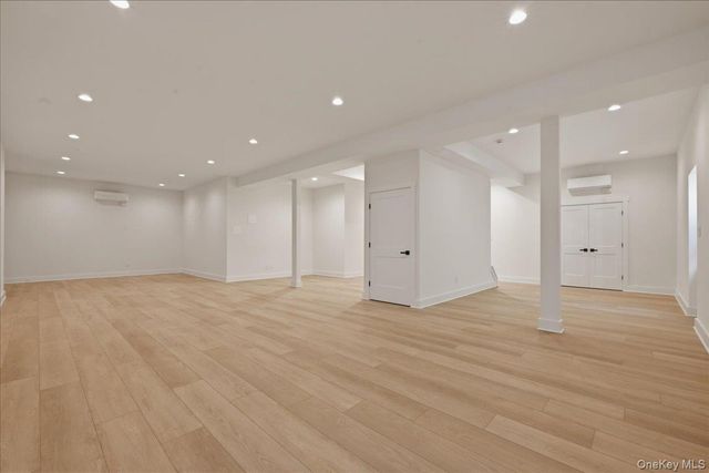 72 Cypress Lane, Westbury, NY 11590