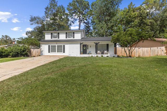 405 Pine Hills Dr., Dothan, AL 36301