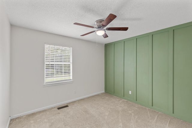 405 Pine Hills Dr., Dothan, AL 36301