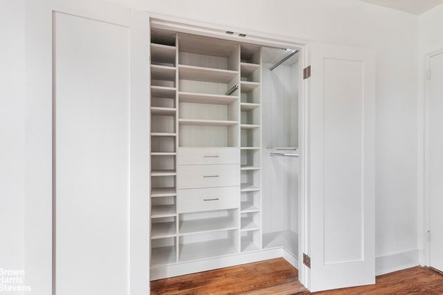 525 W 235TH Street # 4D, New York City, NY 10463