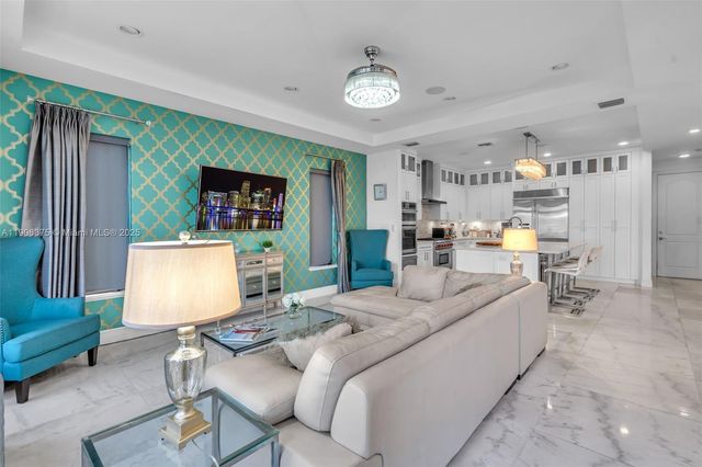 2085 Keystone Blvd, North Miami, FL 33181