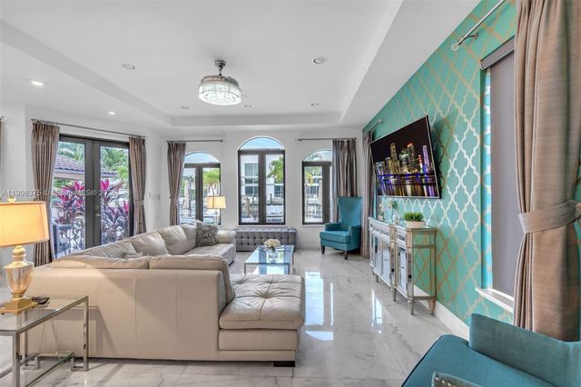 2085 Keystone Blvd, North Miami, FL 33181