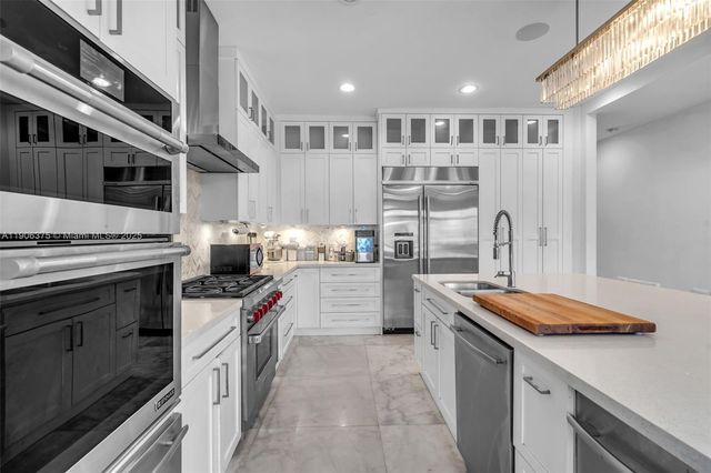 2085 Keystone Blvd, North Miami, FL 33181