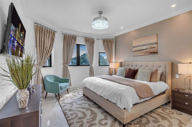 2085 Keystone Blvd, North Miami, FL 33181