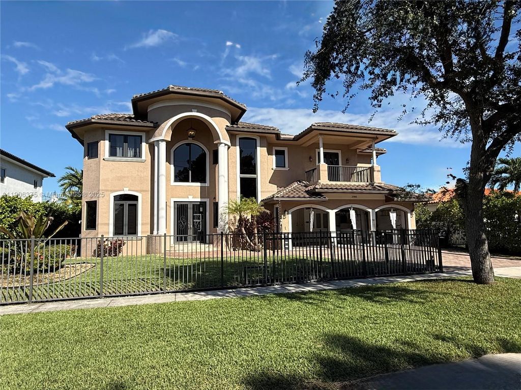 2085 Keystone Blvd, North Miami, FL 33181