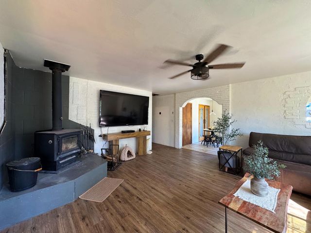 3981 Eastside Calpella Rd, Ukiah, CA 95482