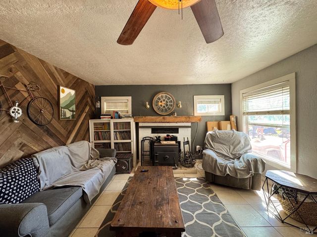 3981 Eastside Calpella Rd, Ukiah, CA 95482