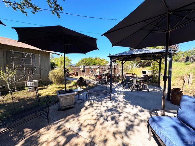 3981 Eastside Calpella Rd, Ukiah, CA 95482