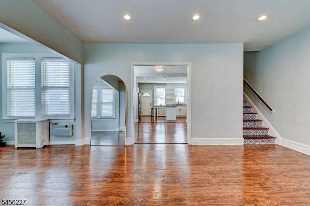 55 Coolidge St, Irvington Twp., NJ 07111 — photo 5