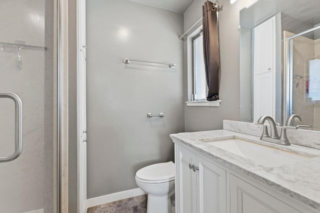 1215 Del Vale Ave, Modesto, CA 95350
