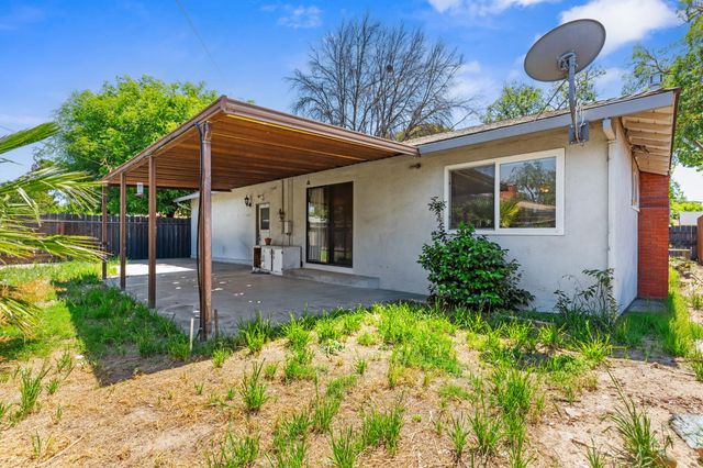 1215 Del Vale Ave, Modesto, CA 95350