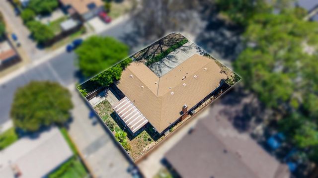 1215 Del Vale Ave, Modesto, CA 95350