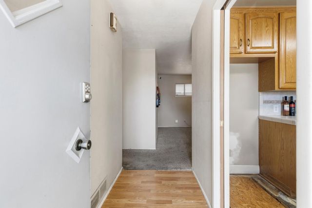 1215 Del Vale Ave, Modesto, CA 95350