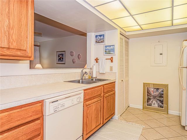 1700 Ocean Drive 201, Vero Beach, FL 32963