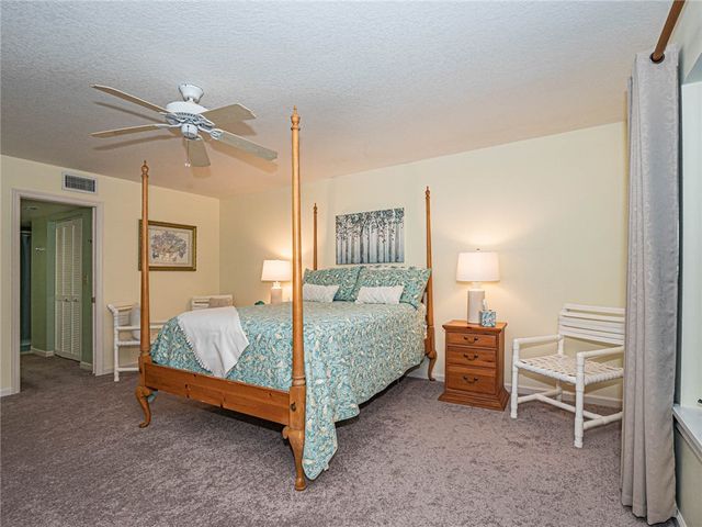 1700 Ocean Drive 201, Vero Beach, FL 32963