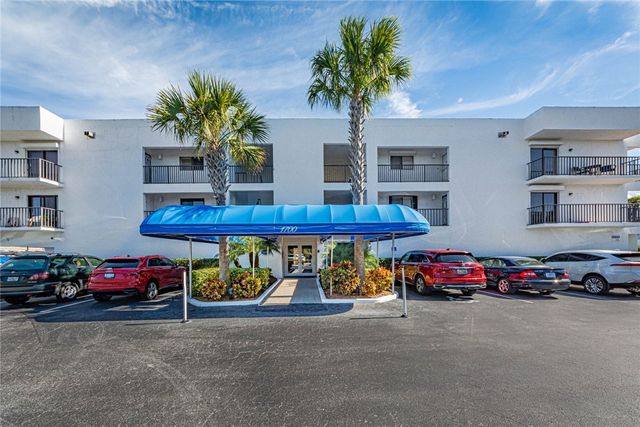 1700 Ocean Drive 201, Vero Beach, FL 32963