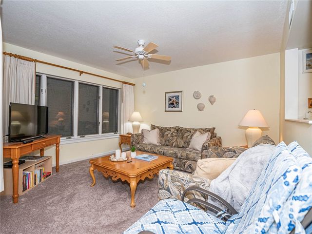 1700 Ocean Drive 201, Vero Beach, FL 32963