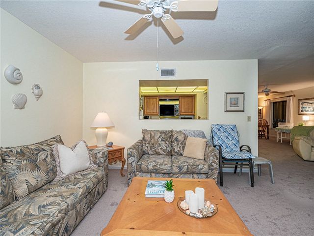 1700 Ocean Drive 201, Vero Beach, FL 32963