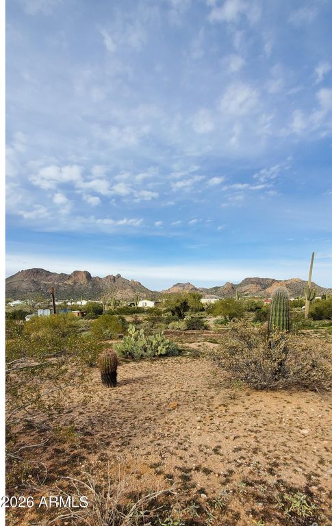564 W MCKELLIPS Boulevard -, Apache Junction, AZ 85120 — exterior