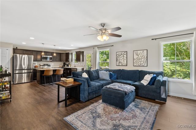7318 Lancewood Ct, Chesterfield, VA 23832