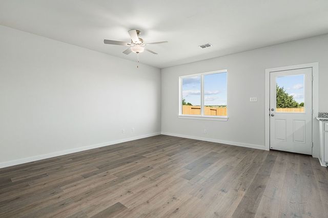 5003 Delano Street, Greenville, TX 75401