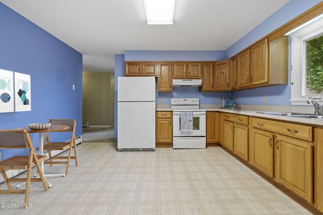 43 Russell Drive, Stillwater, NY 12170