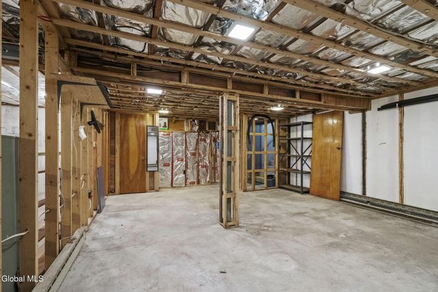 43 Russell Drive, Stillwater, NY 12170