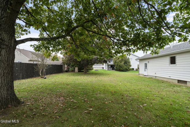 43 Russell Drive, Stillwater, NY 12170