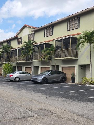 9872 Hammocks Boulevard 105-51, Miami, FL 33196