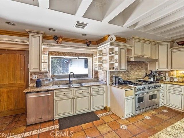 5457 Encino Ave., Encino (los Angeles), CA 91316