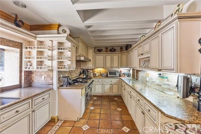 5457 Encino Ave., Encino (los Angeles), CA 91316