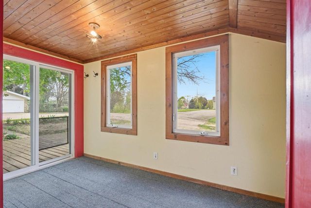 610 E Maple Street, Horicon, WI 53032