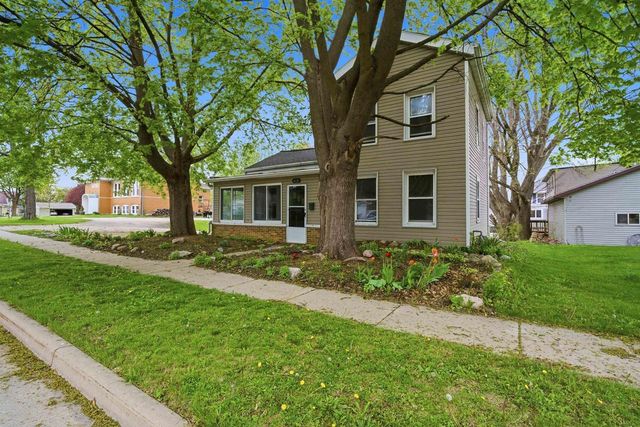 610 E Maple Street, Horicon, WI 53032