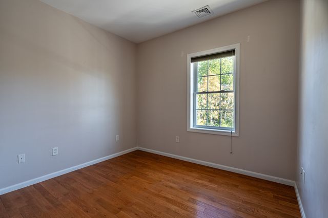 34 Burnham Rd 402, Methuen, MA 01844