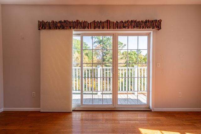 34 Burnham Rd 402, Methuen, MA 01844