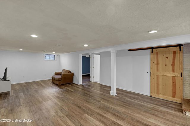 3119 Vogue Ave, Louisville, KY 40220